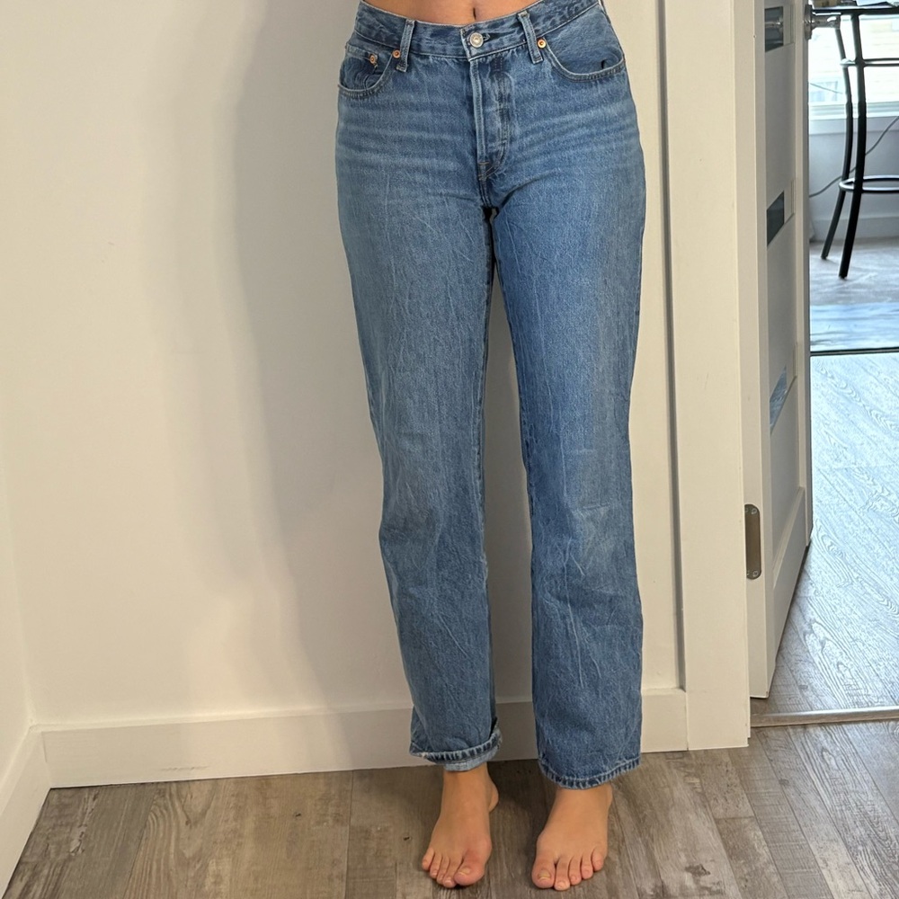 Levi's Women's Straight Leg Blue Jeans